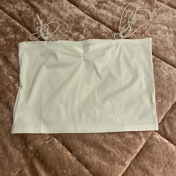 Crop tops - Picture 6 of 6